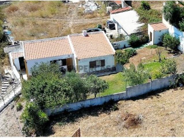 Moradia T1 em Santo Antão e São Julião do Tojal