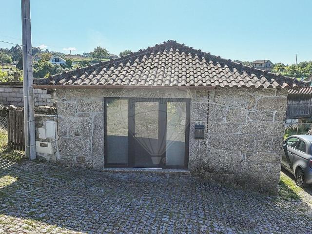 Moradia T1 para arrendar em Serzedelo, Póvoa de Lanhoso RE/MAX Portugal