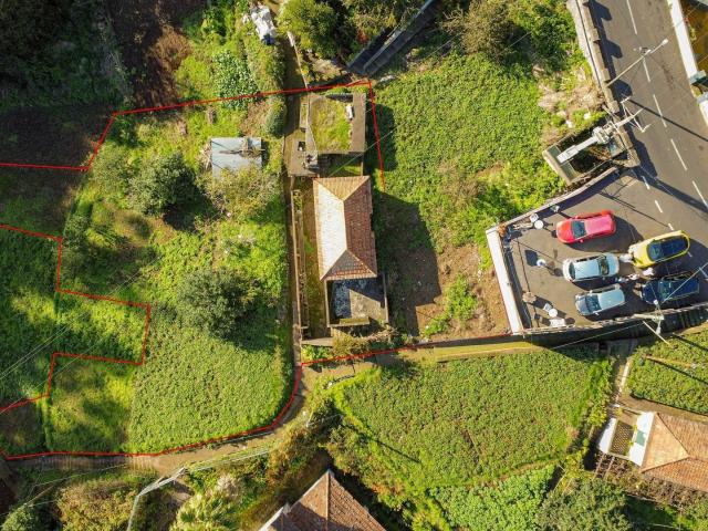 Moradia T1 para reconstrução Quinta Grande 684m² Quinta Grande