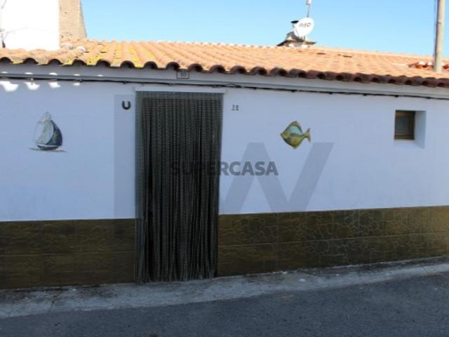 Moradia T1 sem quintal em Aldeia dos Fernandes Almodôvar