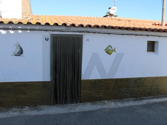 Moradia T1 sem quintal em Aldeia dos Fernandes Almodôvar
