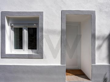 Moradia T1 totalmente remodelada em Algueirão Mem Martins