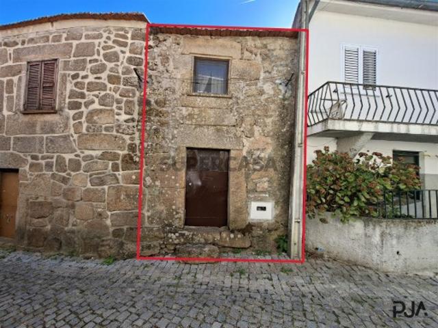 Moradia T1 Venda em Juncais, Vila Ruiva e Vila Soeiro do Chão,Fornos de Algodres