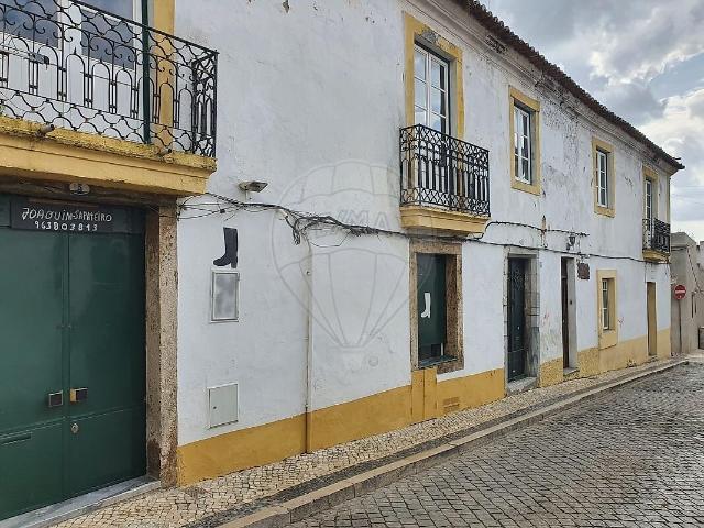 Moradia T21 à venda em Beja Santiago Maior e São João Baptista, Beja RE/MAX Portugal