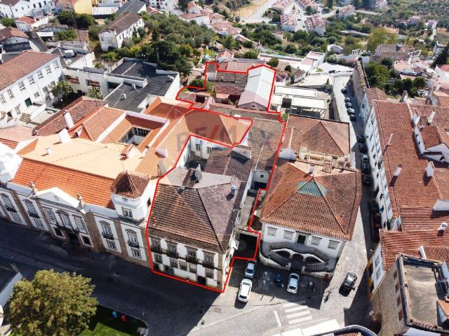 Moradia T21 à venda em Zona Histórica Portalegre