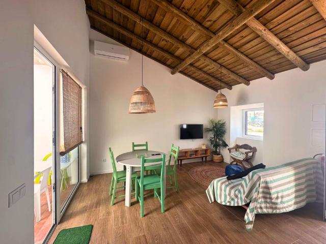 Moradia T2+1 Centro de Castro Marim disponível de outubro a junho!