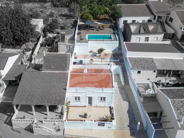 Moradia T2+1 com piscina