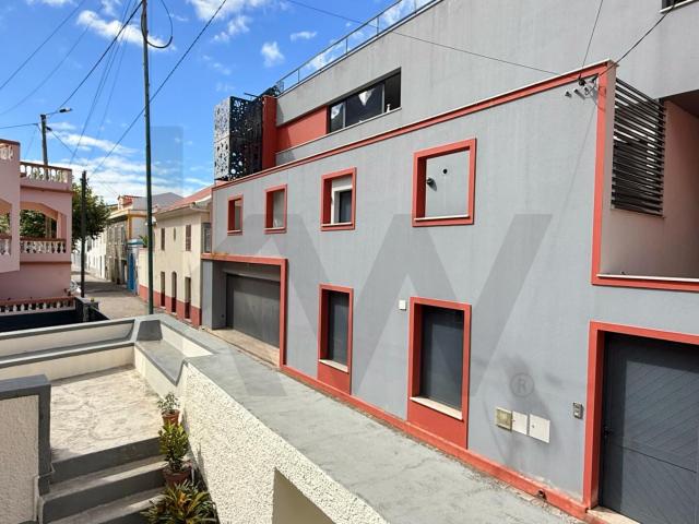 Moradia T2+1 com Terreno a Passos do Mar