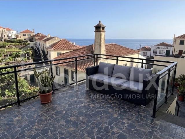 Moradia T2+1 para venda na Calheta 168m² Calheta