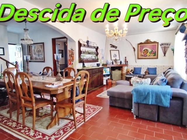 Moradia T2+2 a minutos das praias de Santa Cruz, Santa Rita e Porto Novo