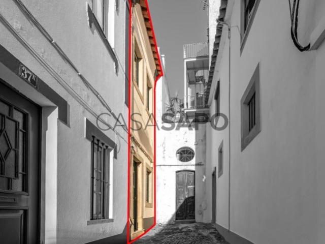 Moradia T2+2 Duplex para alugar em Évora