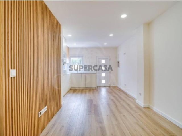 Moradia T2 no centro de Benavente