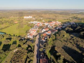 Moradia T2 no Ferragudo, em Monsaraz, Évora