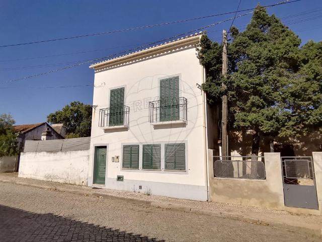 Moradia T2 à venda em Coruche
