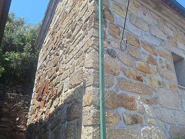 Moradia T2 à venda em Cabanas de Viriato, Carregal do Sal RE/MAX Portugal