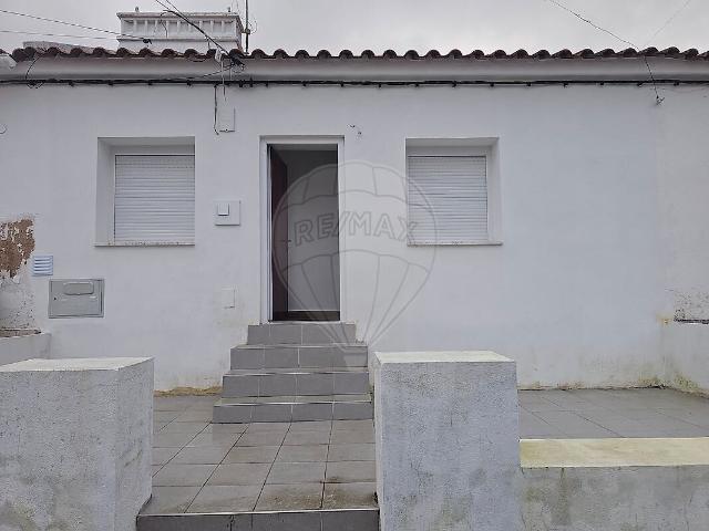 Moradia T2 à venda em Caia, São Pedro e Alcáçova, Elvas RE/MAX Portugal