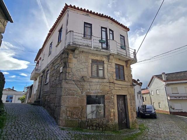 Moradia T2 à venda em Caria, Belmonte RE/MAX Portugal