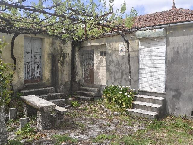 Moradia T2 à venda em Castanheira, Paredes de Coura RE/MAX Portugal