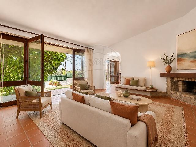 Moradia T2 à venda em Castelo Sesimbra, Sesimbra RE/MAX Portugal
