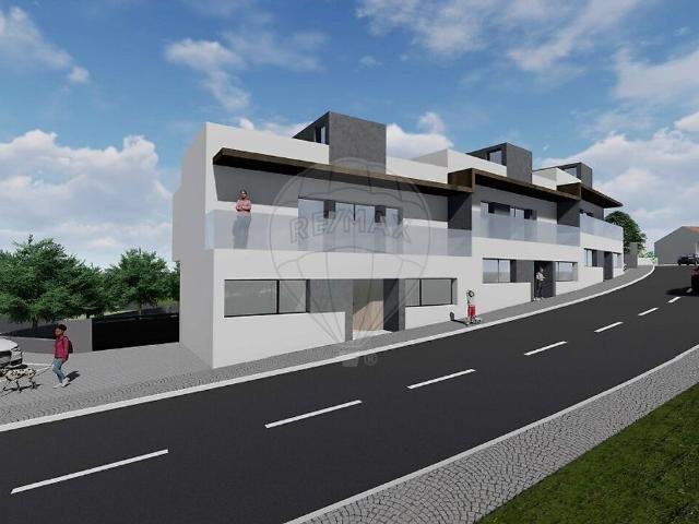Moradia T2 à venda em Antuzede e Vil de Matos, Coimbra RE/MAX Portugal