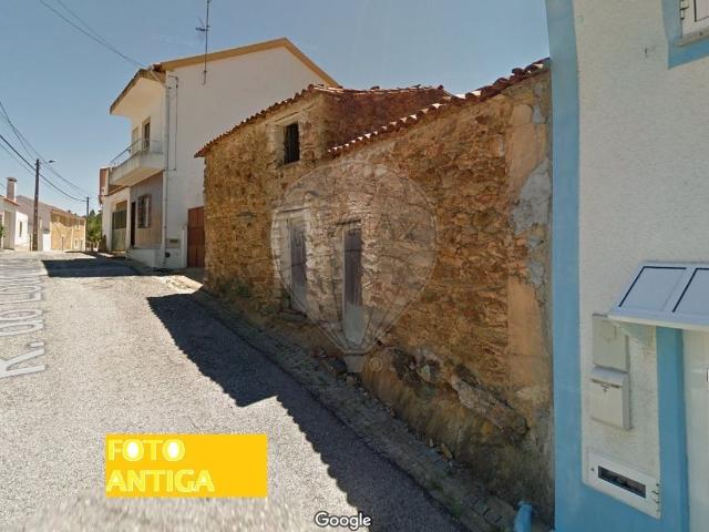 Moradia T2 à venda em Alvaiade