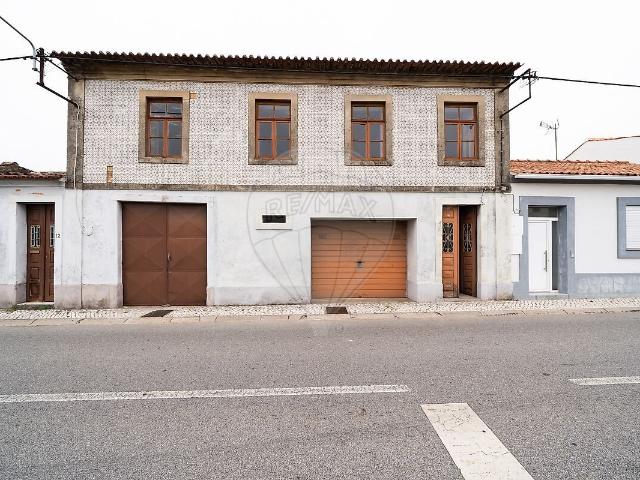 Moradia T2 à venda em Albergaria a Velha e Valmaior, Albergaria a Velha RE/MAX Portugal