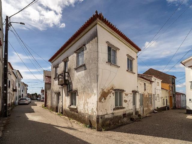Moradia T2 à venda em Alfarelos, Soure RE/MAX Portugal