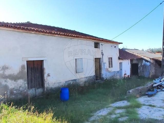 Moradia T2 à venda em Alfarelos, Soure RE/MAX Portugal