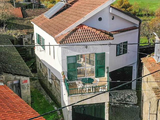 Moradia T2 à venda em Alijó