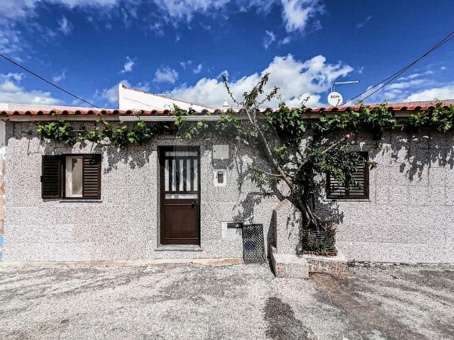 Moradia T2 à venda em Almodôvar