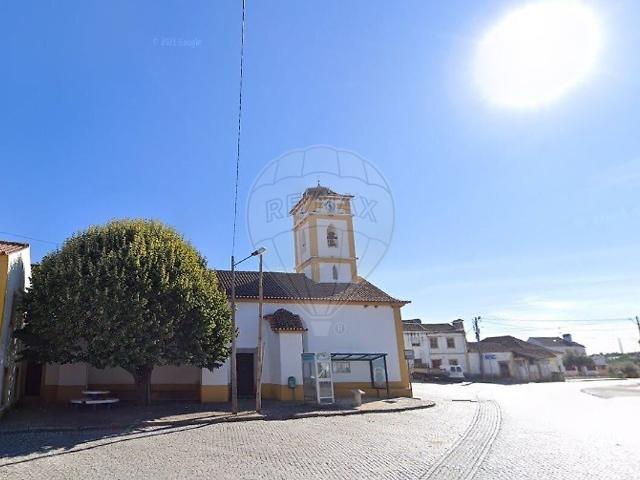 Moradia T2 à venda em Arez e Amieira do Tejo, Nisa RE/MAX Portugal