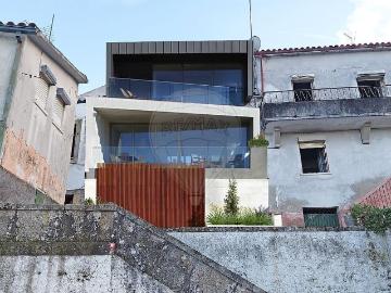 Moradia T2 à venda em Arganil