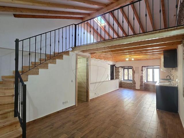 Moradia T2 à venda em Arganil, Arganil RE/MAX Portugal