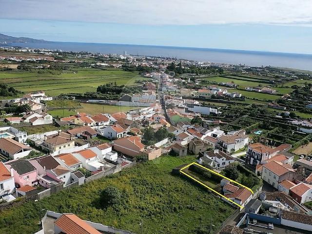 Moradia T2 à venda em Arrifes, Ponta Delgada RE/MAX Portugal
