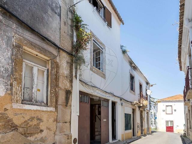 Moradia T2 à venda em Arruda dos Vinhos, Arruda dos Vinhos RE/MAX Portugal