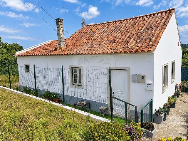 Moradia T2 à venda em Assentiz, Torres Novas RE/MAX Portugal