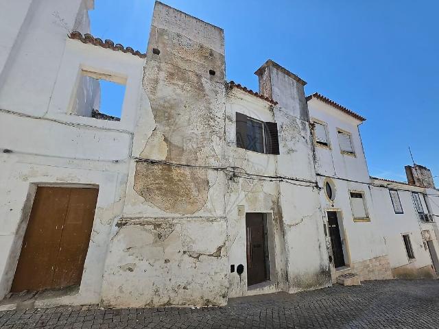 Moradia T2 à venda em Avis, Avis RE/MAX Portugal