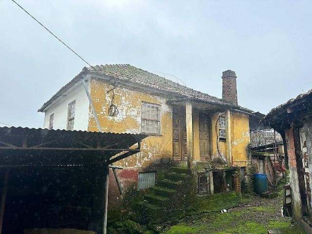 Moradia T2 à venda em Barreiro de Besteiros e Tourigo, Tondela RE/MAX Portugal