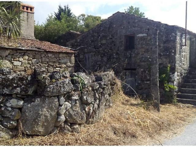 Moradia T2 à venda em Barreiros e Cepões, Viseu RE/MAX Portugal