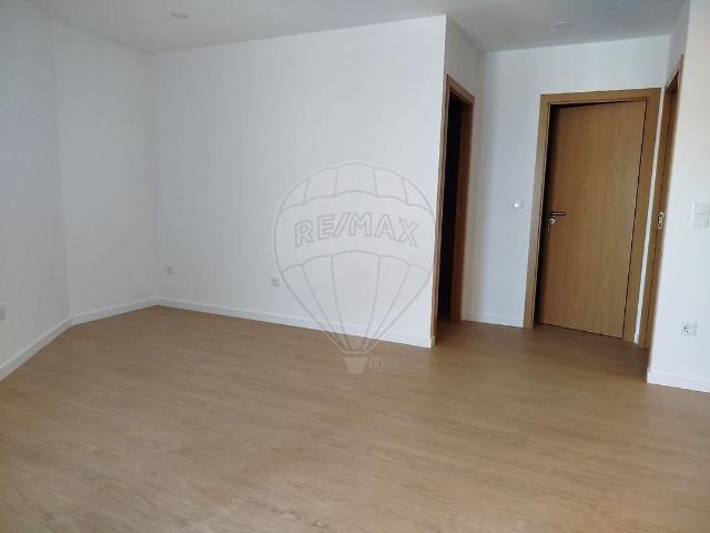 Moradia T2 à venda em Beduído e Veiros, Estarreja RE/MAX Portugal