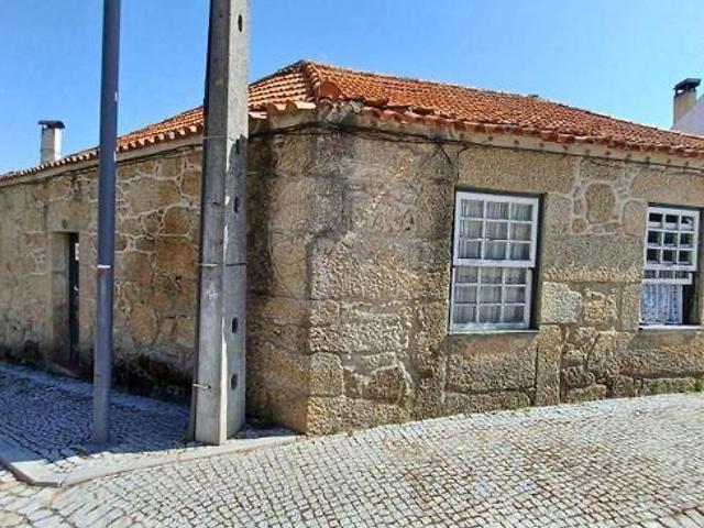 Moradia T2 à venda em Belmonte e Colmeal da Torre, Belmonte RE/MAX Portugal
