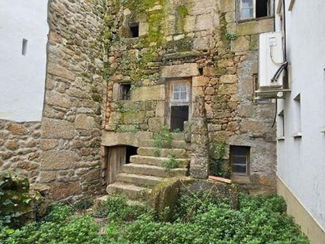 Moradia T2 à venda em Belmonte e Colmeal da Torre, Belmonte RE/MAX Portugal