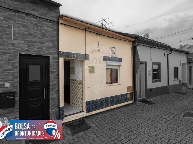 Moradia T2 à venda em Bemposta, Abrantes RE/MAX Portugal
