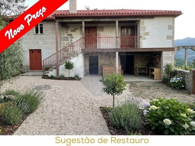 Moradia T2 à venda em Bravães, Ponte da Barca RE/MAX Portugal