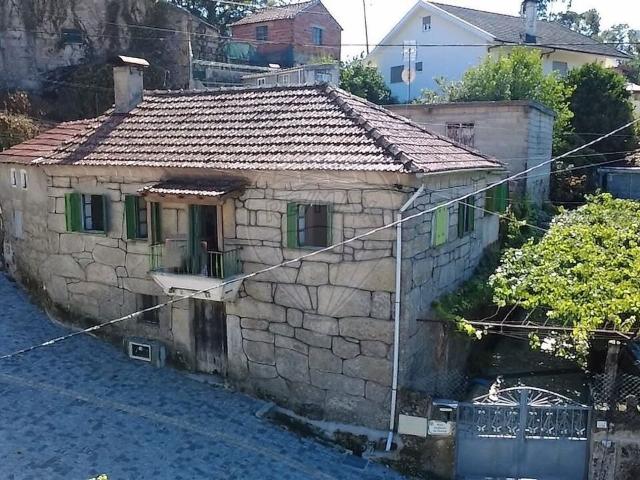 Moradia T2 à venda em Britelo, Ponte da Barca RE/MAX Portugal