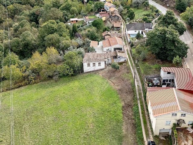 Moradia T2 à venda em Golpilhares