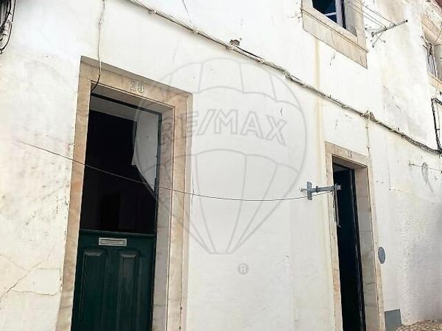 Moradia T2 à venda em Estremoz Santa Maria e Santo André, Estremoz RE/MAX Portugal