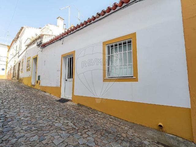 Moradia T2 à venda em Évora São Mamede, Sé, São Pedro e Santo Antão, Évora RE/MAX Portugal