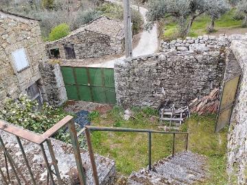 Moradia T2 à venda em Fornos de Algodres