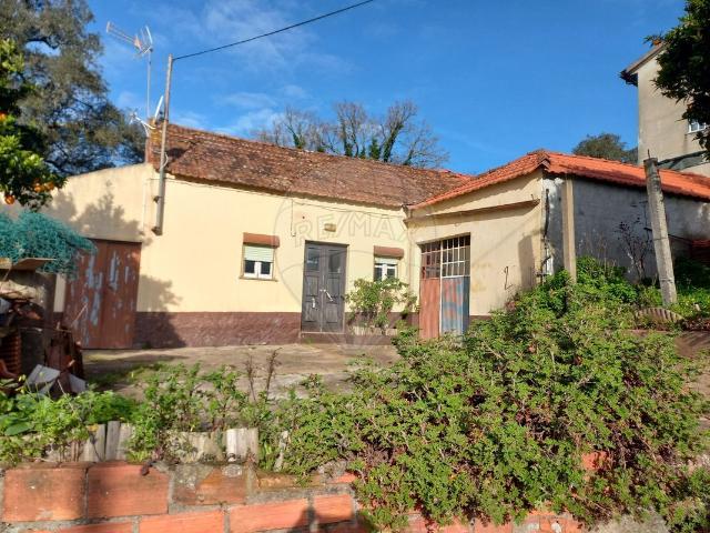 Moradia T2 à venda em Figueiró dos Vinhos